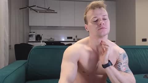 Snapshot of pashka_x chatting on 02-25-25, 05:08 Pashka online show from 02-25-25, 05:08