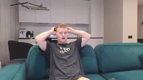 Snapshot of pashka_x chatting on 03-02-25, 01:27 Pashka online show from 03-02-25, 01:27