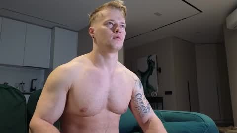 Snapshot of pashka_x chatting on 09-11-25, 07:08 Pashka online show from 09-11-25, 07:08