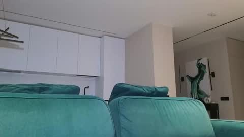 Snapshot of pashka_x chatting on 09-22-25, 06:37 Pashka online show from 09-22-25, 06:37