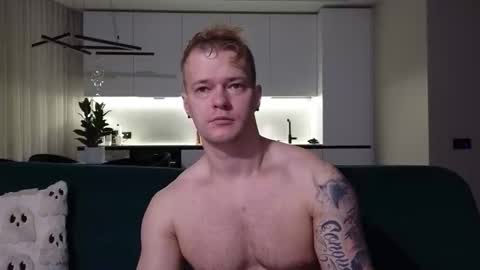 Snapshot of pashka_x chatting on 10-27-25, 04:16 Pashka online show from 10-27-25, 04:16