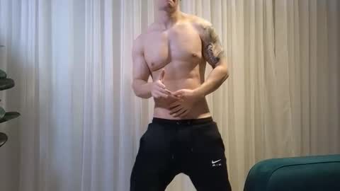 Snapshot of pashka_x chatting on 11-25-25, 07:41 Pashka online show from 11-25-25, 07:41