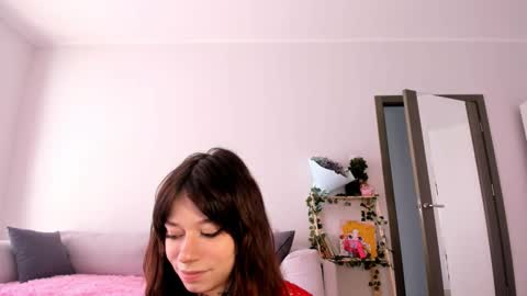 Bella online show from 10-12-25, 03:16