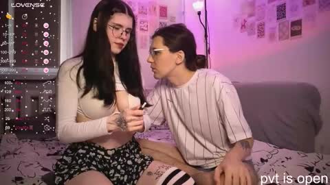 Snapshot of passiondesire_ chatting on 11-05-25, 08:36 Zoe online show from 11-05-25, 08:36