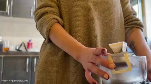 Call me Miss Alice Careful Passion Queen online show from 04-15-26, 06:42