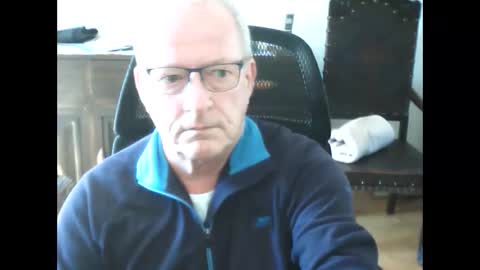 Snapshot of pat5057 chatting on 03-18-26, 10:51 Master Bates online show from 03-18-26, 10:51