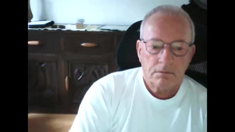 Snapshot of pat5057 chatting on 05-02-26, 09:58 Master Bates online show from 05-02-26, 09:58