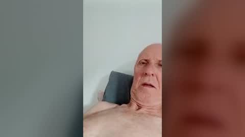 Snapshot of patibulaire1912 chatting on 07-25-26, 06:16 Pati24 online show from 07-25-26, 06:16