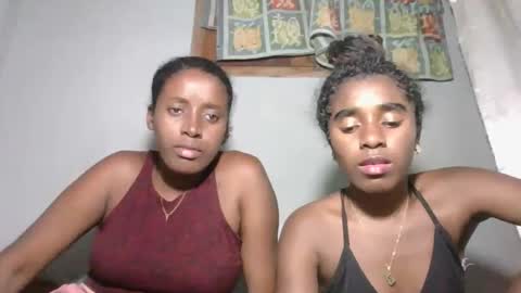 patricia9090 online show from 11-16-25, 05:18