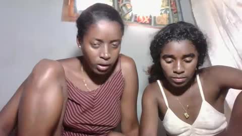 patricia9090 online show from 11-18-25, 05:56