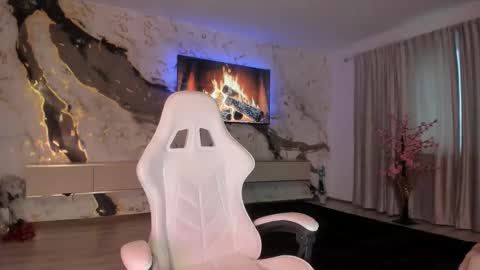 Snapshot of patriciakeys chatting on 03-28-26, 04:56 Patricia online show from 03-28-26, 04:56