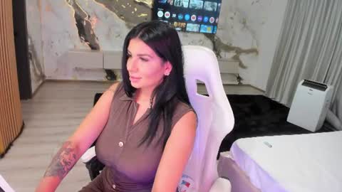Patricia online show from 07-18-26, 02:05