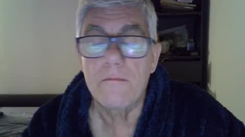 patrick5275 online show from 12-30-24, 06:53