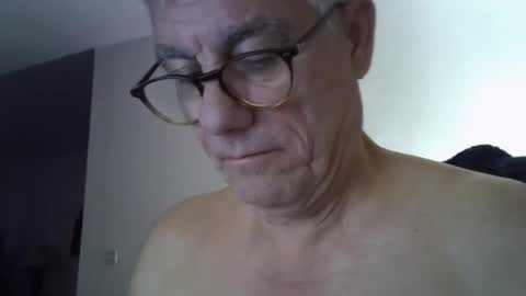 patrick5275 online show from 09-18-25, 05:20