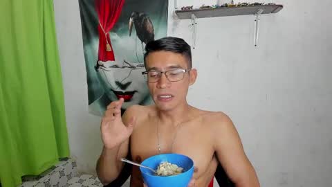 EDUAR Independent model online show from 05-17-26, 02:31