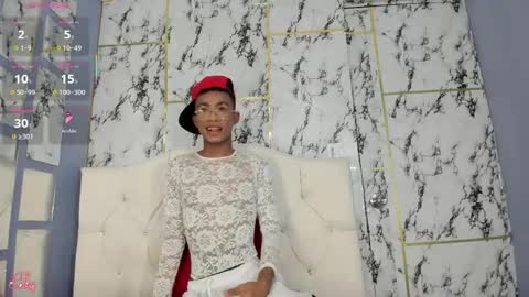 Snapshot of patrick_lovee chatting on 05-12-26, 01:30 Patrick online show from 05-12-26, 01:30