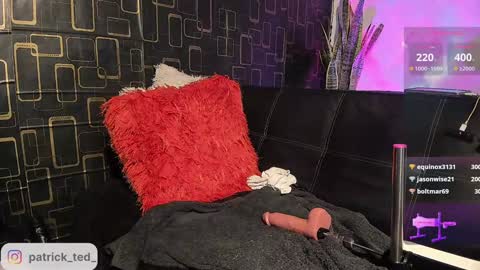 Snapshot of patrickted chatting on 01-10-25, 04:54 patrick ted online show from 01-10-25, 04:54