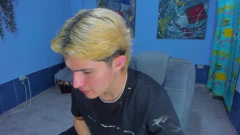 .... online show from 09-22-25, 06:54