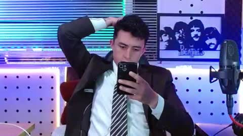 Snapshot of patronsexx chatting on 06-17-26, 03:35 Darko0717 online show from 06-17-26, 03:35