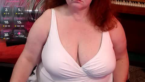 PatsyORose online show from 02-10-26, 04:38