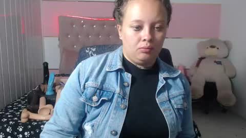 Snapshot of patty_squirt87 chatting on 03-05-25, 02:46 patty squirt87 online show from 03-05-25, 02:46