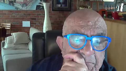 Snapshot of patvac chatting on 12-05-24, 11:07 patvac online show from 12-05-24, 11:07