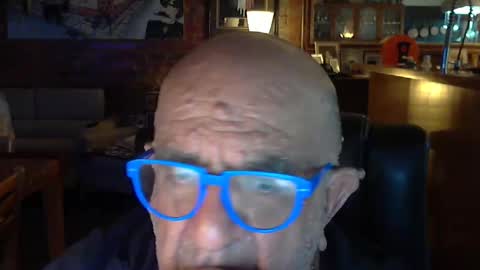 Snapshot of patvac chatting on 12-09-24, 01:24 patvac online show from 12-09-24, 01:24