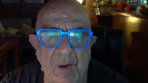 Snapshot of patvac chatting on 12-27-24, 01:50 patvac online show from 12-27-24, 01:50