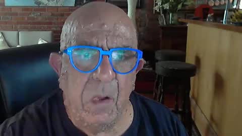 Snapshot of patvac chatting on 12-28-24, 03:37 patvac online show from 12-28-24, 03:37