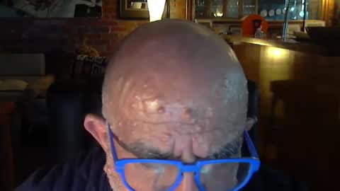 Snapshot of patvac chatting on 01-01-25, 12:44 patvac online show from 01-01-25, 12:44