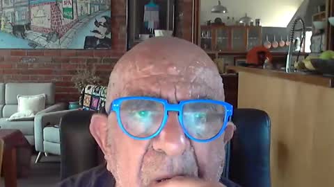 Snapshot of patvac chatting on 01-09-25, 11:24 patvac online show from 01-09-25, 11:24