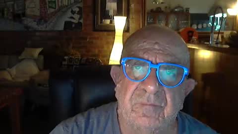 Snapshot of patvac chatting on 01-31-25, 01:02 patvac online show from 01-31-25, 01:02