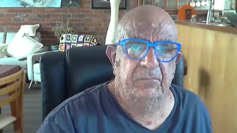 Snapshot of patvac chatting on 02-04-25, 12:29 patvac online show from 02-04-25, 12:29