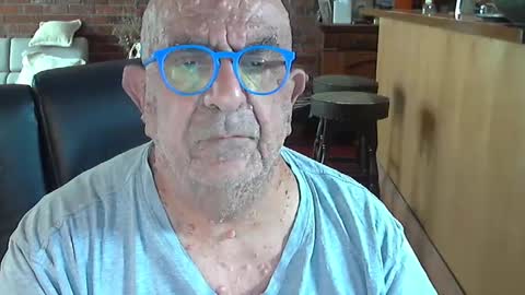 Snapshot of patvac chatting on 02-20-25, 12:30 patvac online show from 02-20-25, 12:30