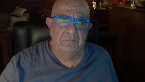 Snapshot of patvac chatting on 03-06-25, 01:24 patvac online show from 03-06-25, 01:24