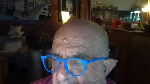 Snapshot of patvac chatting on 03-08-25, 01:14 patvac online show from 03-08-25, 01:14