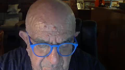 Snapshot of patvac chatting on 03-10-25, 12:48 patvac online show from 03-10-25, 12:48