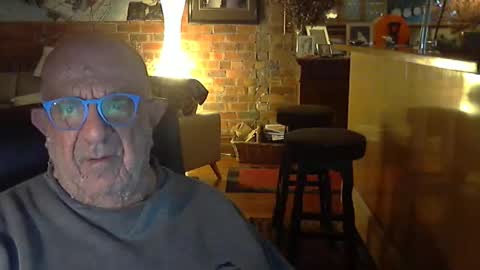 Snapshot of patvac chatting on 09-12-25, 01:33 patvac online show from 09-12-25, 01:33