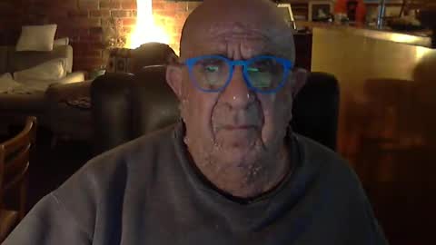 Snapshot of patvac chatting on 09-23-25, 02:20 patvac online show from 09-23-25, 02:20