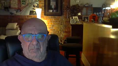 Snapshot of patvac chatting on 09-26-25, 01:37 patvac online show from 09-26-25, 01:37