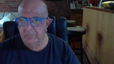 Snapshot of patvac chatting on 10-09-25, 05:49 patvac online show from 10-09-25, 05:49