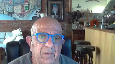 Snapshot of patvac chatting on 11-05-25, 10:21 patvac online show from 11-05-25, 10:21