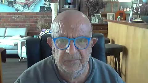 Snapshot of patvac chatting on 12-02-25, 12:38 patvac online show from 12-02-25, 12:38