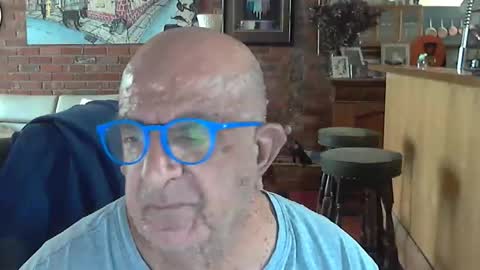 Snapshot of patvac chatting on 12-13-25, 11:54 patvac online show from 12-13-25, 11:54