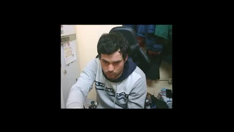 Snapshot of pau_97 chatting on 12-25-24, 03:17 seat97 online show from 12-25-24, 03:17