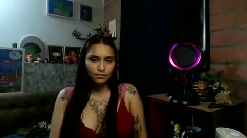 Snapshot of pau_cat chatting on 06-24-26, 06:12 Pau online show from 06-24-26, 06:12