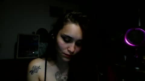 Snapshot of pau_cat chatting on 07-03-26, 05:47 Pau online show from 07-03-26, 05:47
