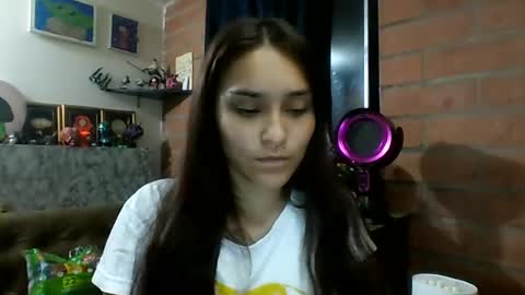 Snapshot of pau_cat chatting on 07-10-26, 06:17 Pau online show from 07-10-26, 06:17