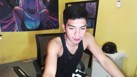 Snapshot of paul968323 chatting on 11-17-25, 08:36 MrBigPaul online show from 11-17-25, 08:36