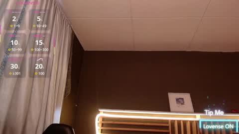 Paul online show from 10-25-25, 01:07